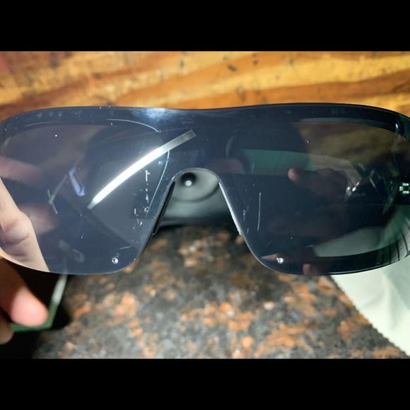 Men’s Raybans Sunglasses - Picture 5 of 5